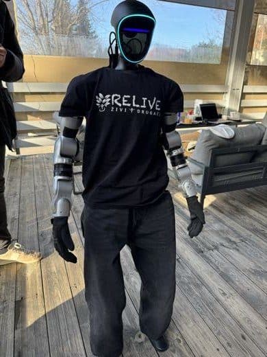 Robot at the Relive centre