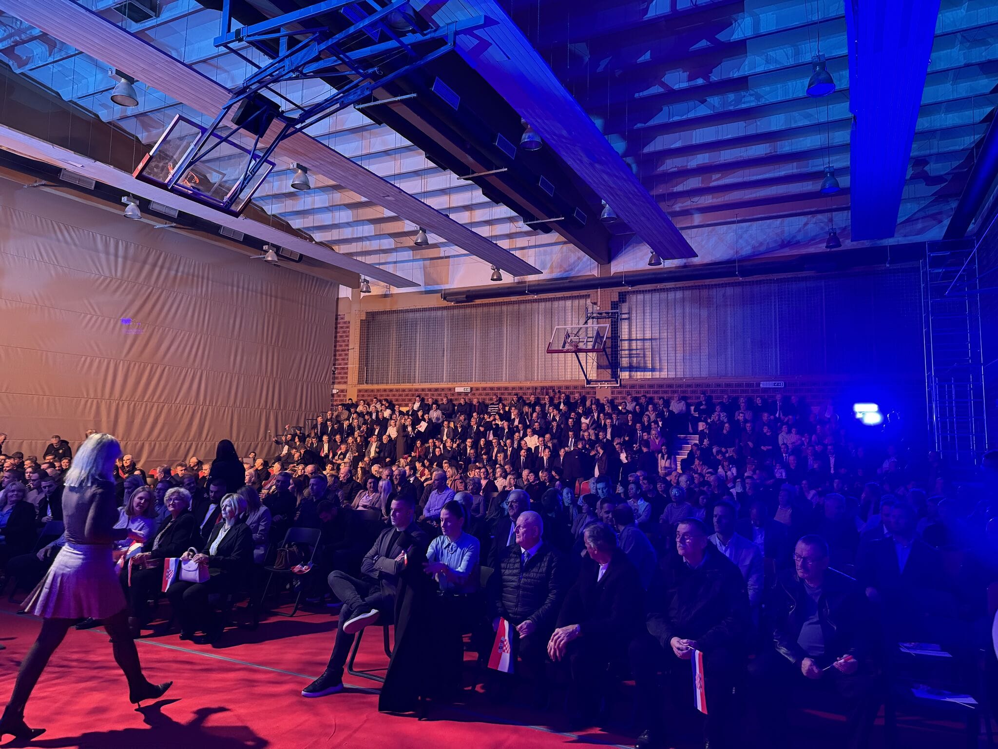 Audience of more than 1,000 citizens in the Biograd na Moru sports hall